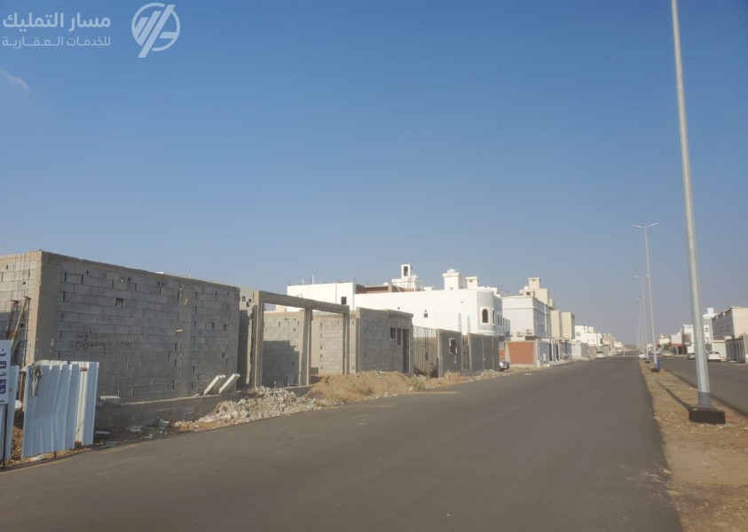 Photo by Daniel J. Schwarz